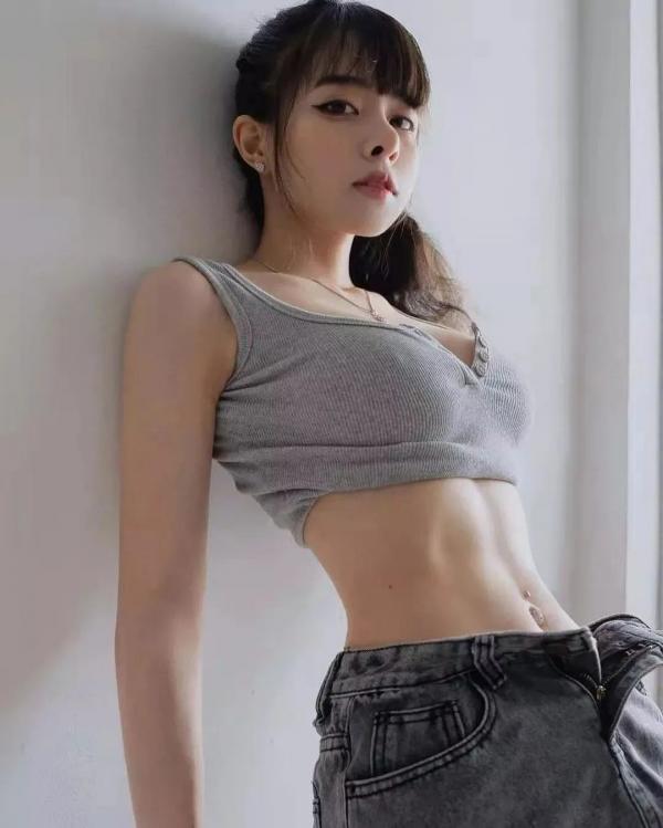 越南网红美女 健身教练Hanh Bich Tran  第3张