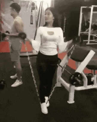 你们觉得哪个更痛一点？  第1张